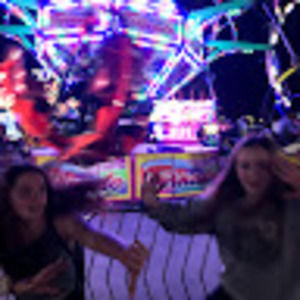 Meet your Posher, Phoebe